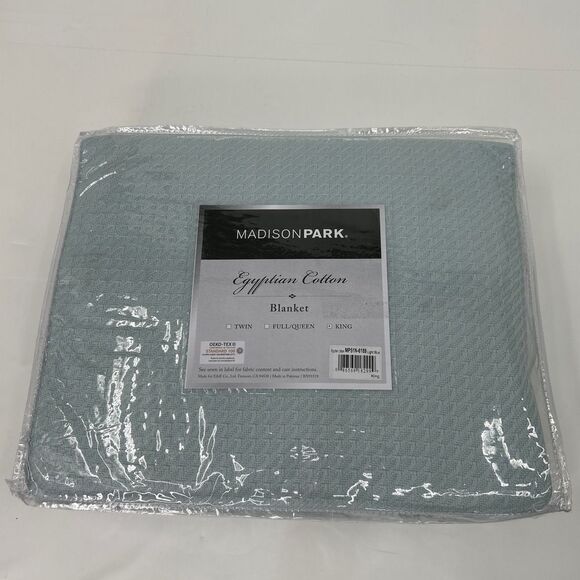 NWT Madison Park MP51N-6189 Blue Textured Pattern King Blanket - Picture 1 of 4